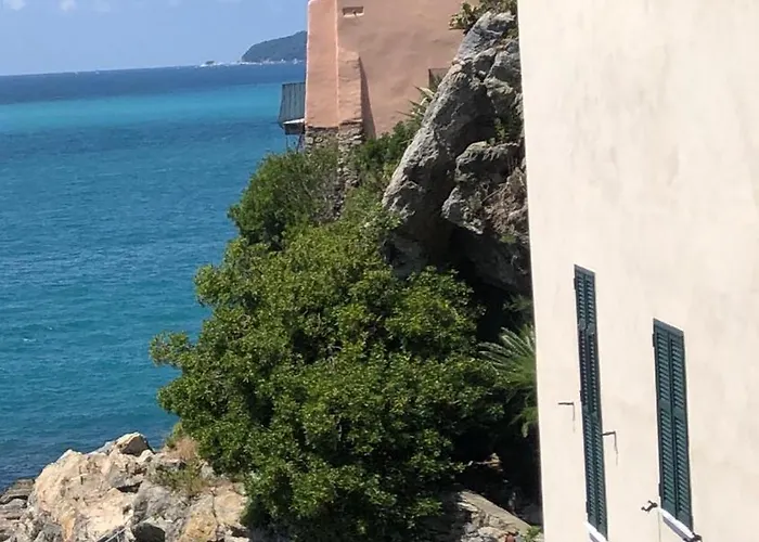 Il Paradiso Ritrovato Nel Golfo Dei Poeti * Tellaro